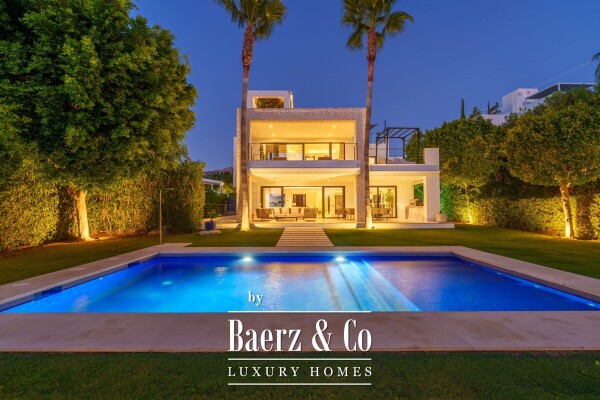 photo 11 Villa - Nueva Andalucia - Marbella - Ref: 8701