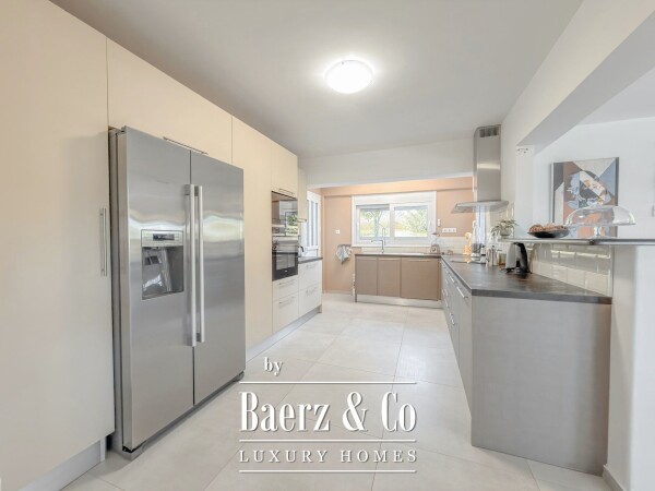 photo 27 2334450 - Villa For sale, Saronikos, 360 sq.m., €1.200.000