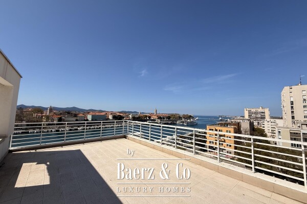 photo 13 Zadar, TIZ, exclusive penthouse with panoramic sea views, terrace and garage parking space