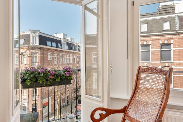 photo 12 Balthasar Floriszstraat 12 3