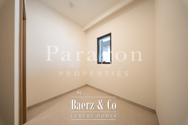 photo 26 Brand New | Single Row | Prime Location
