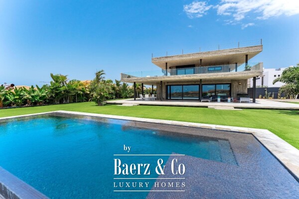 photo 6 Exceptional luxury villa in Adeje