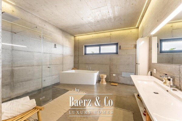 photo 15 Exceptional luxury villa in Adeje