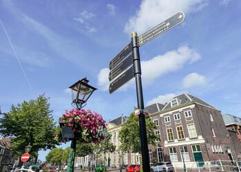 LEIDEN