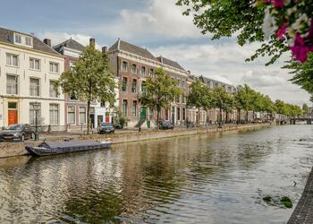 LEIDEN