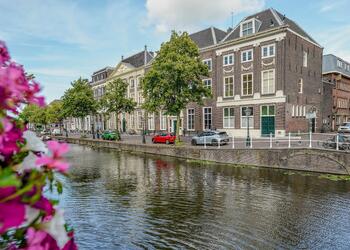 LEIDEN