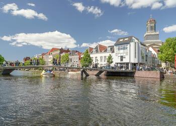 LEIDEN