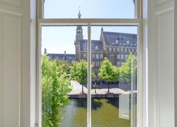 LEIDEN