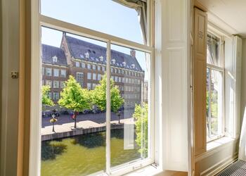 LEIDEN