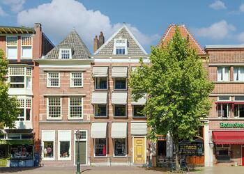 LEIDEN