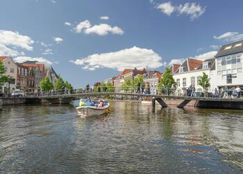 LEIDEN