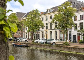 LEIDEN