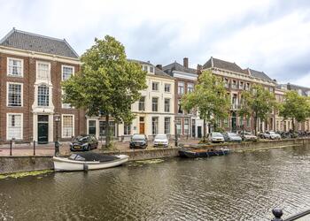 LEIDEN